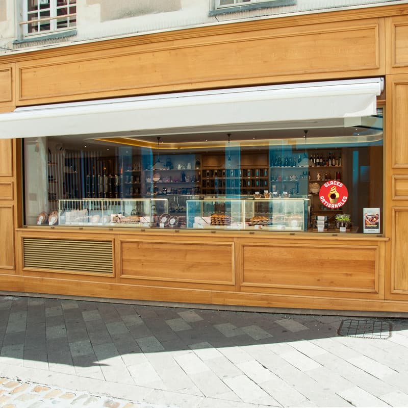 Afficher l'image n°1