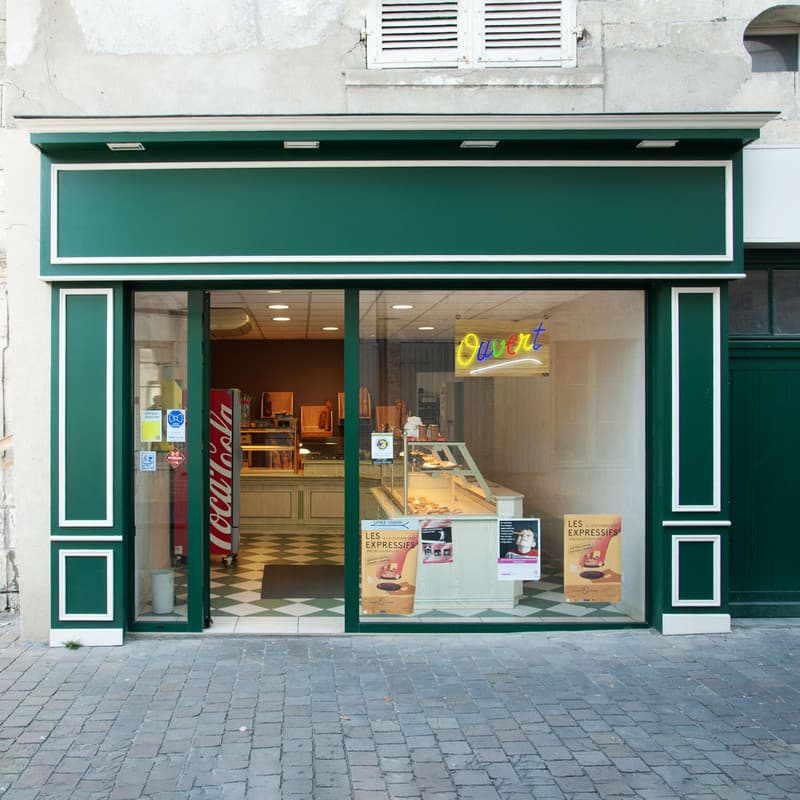 Afficher l'image n°2