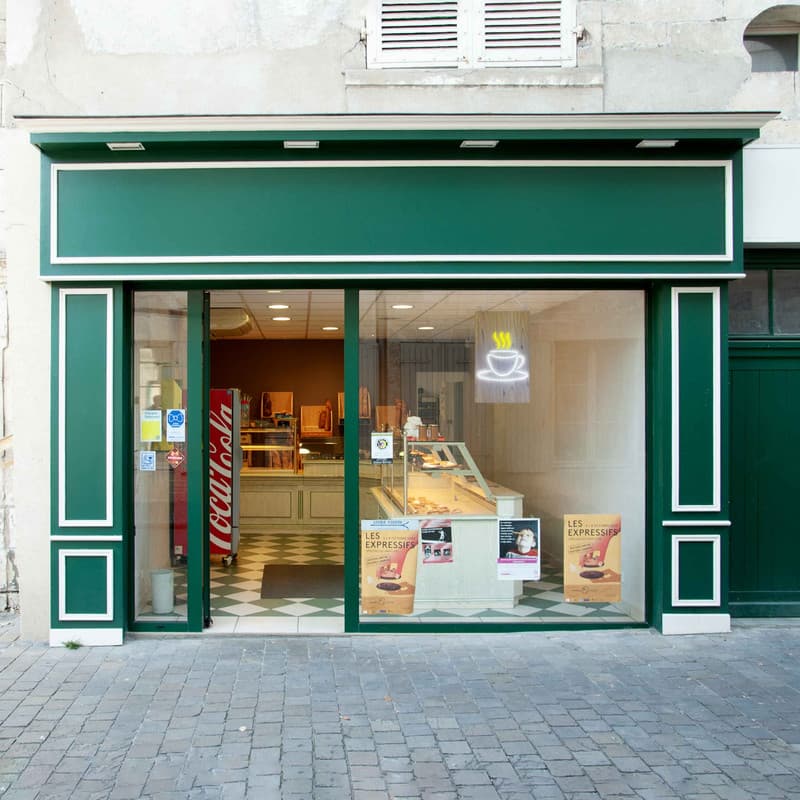 Afficher l'image n°2