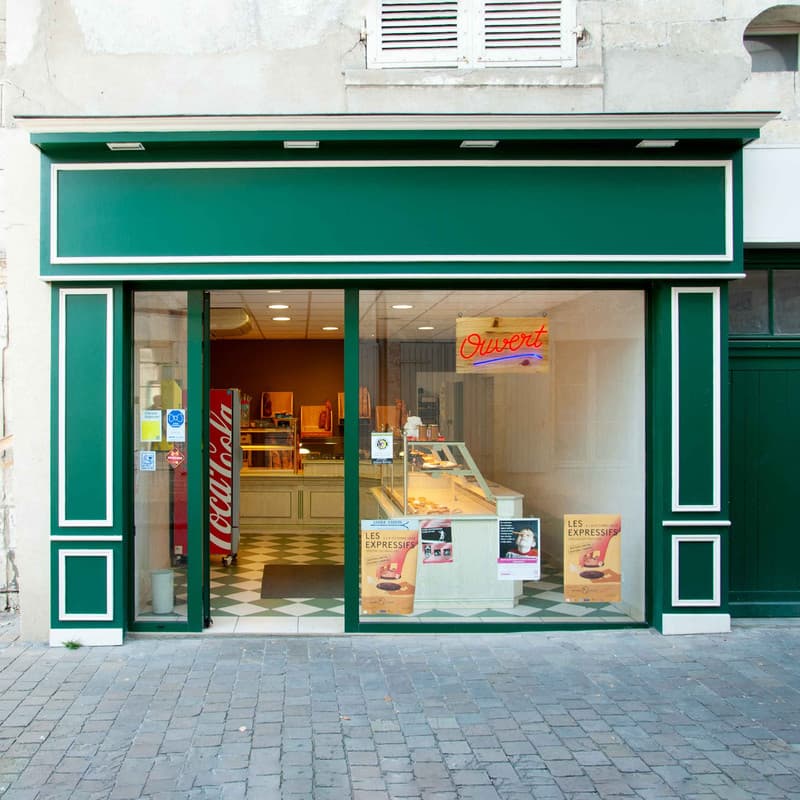 Afficher l'image n°2