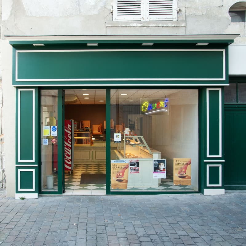 Afficher l'image n°2